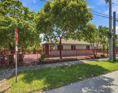 4952 Nw 21st Avenue - Photo Thumbnail 29