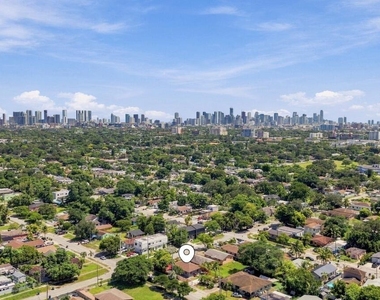 4952 Nw 21st Avenue - Photo Thumbnail 37