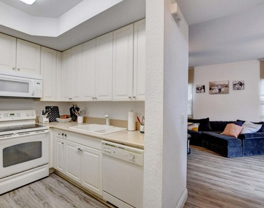 6550 Morgan Hill Trail - Photo Thumbnail 7