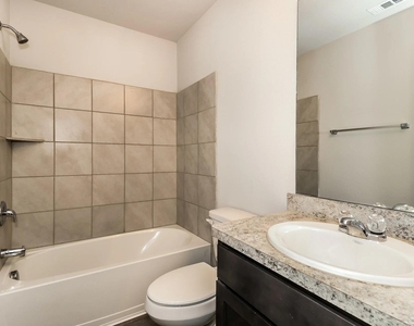 5556 Willamette Drive - Photo Thumbnail 13