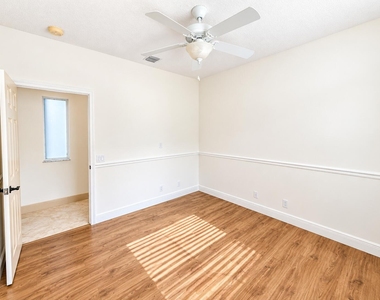 6841 Nw 81st Court - Photo Thumbnail 27