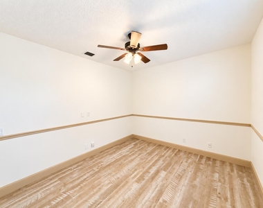 6841 Nw 81st Court - Photo Thumbnail 22