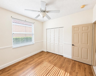 6841 Nw 81st Court - Photo Thumbnail 26