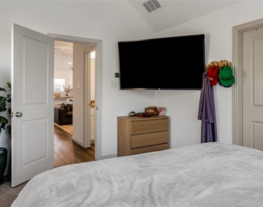 5114 Springlake Parkway - Photo Thumbnail 24