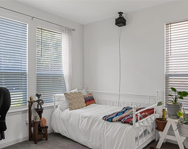 5114 Springlake Parkway - Photo Thumbnail 5