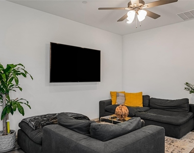 5114 Springlake Parkway - Photo Thumbnail 16