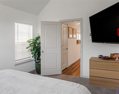 5114 Springlake Parkway - Photo Thumbnail 27
