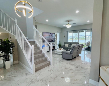 14999 Goldspar Court - Photo Thumbnail 4