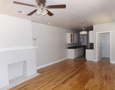 719 S Clinton Avenue - Photo Thumbnail 2