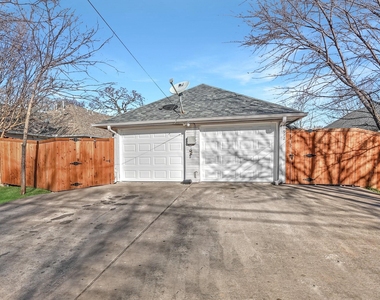 914 W Houston Street - Photo Thumbnail 19
