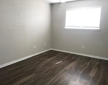 3110 Leanne Street - Photo Thumbnail 7