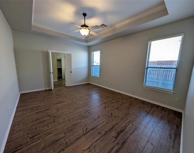 2416 Nw 153rd Street - Photo Thumbnail 9