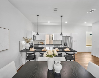 5806 Bryan Parkway - Photo Thumbnail 13