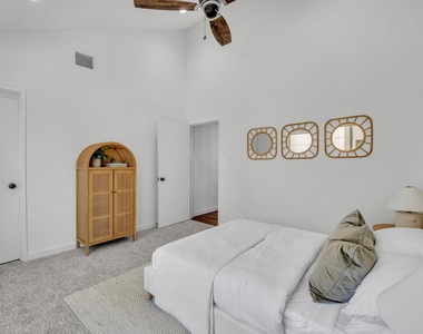 5806 Bryan Parkway - Photo Thumbnail 29