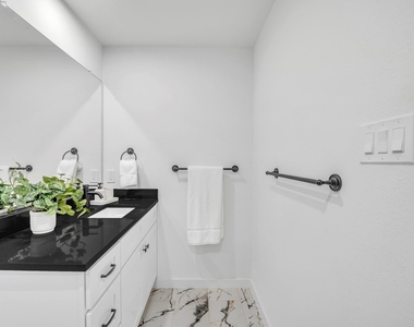 5806 Bryan Parkway - Photo Thumbnail 23