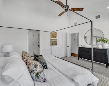 5806 Bryan Parkway - Photo Thumbnail 18
