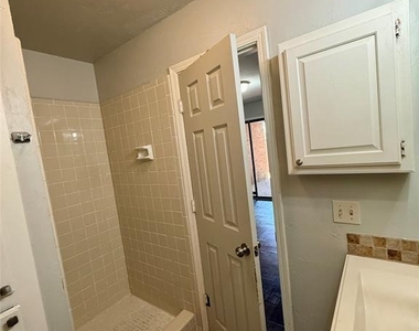 12003 Windmill Drive - Photo Thumbnail 7