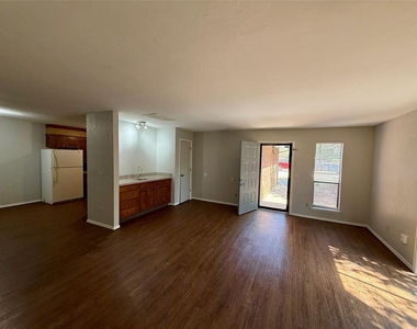 12003 Windmill Drive - Photo Thumbnail 4