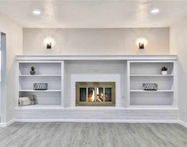 512 Morgan Drive - Photo Thumbnail 26
