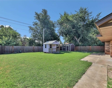 512 Morgan Drive - Photo Thumbnail 37