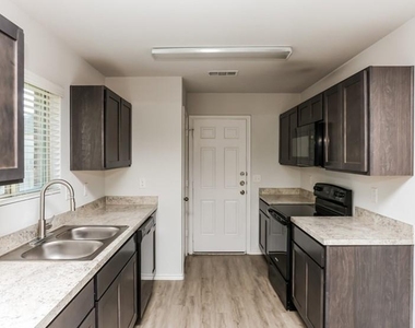 3621 Joshua Street - Photo Thumbnail 4