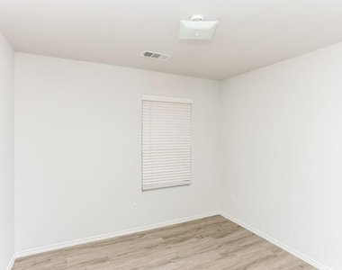3621 Joshua Street - Photo Thumbnail 12