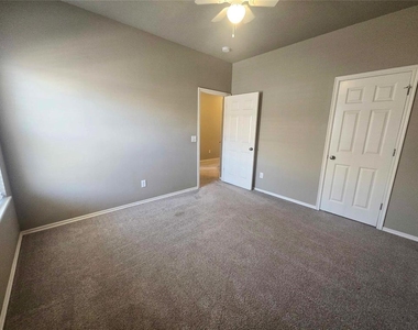 25 Nw 155th Street - Photo Thumbnail 9