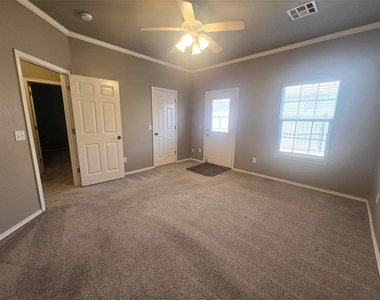 25 Nw 155th Street - Photo Thumbnail 12