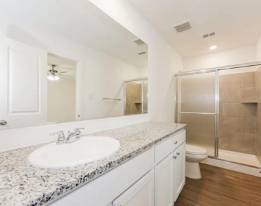 7132 Landings Edge Road - Photo Thumbnail 8