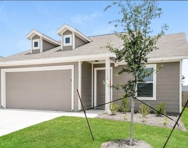 7132 Landings Edge Road - Photo Thumbnail 1