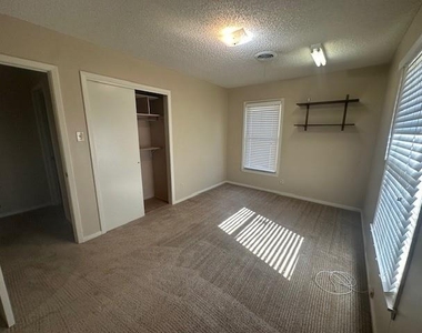 3124 Sandefer Street - Photo Thumbnail 10