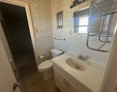 3124 Sandefer Street - Photo Thumbnail 15