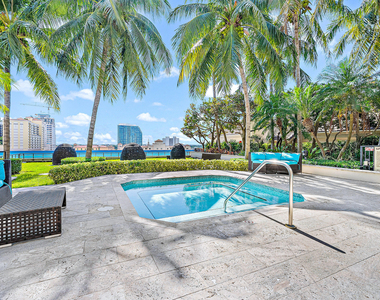 550 Okeechobee Boulevard - Photo Thumbnail 23