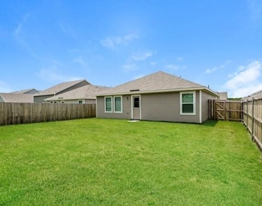 7124 Landings Edge Road - Photo Thumbnail 8