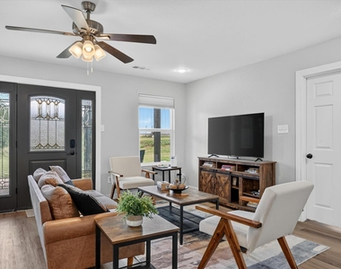 4606 County Road 408 - Photo Thumbnail 3