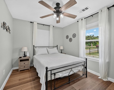 4606 County Road 408 - Photo Thumbnail 8