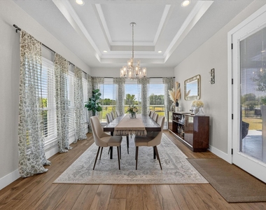 1213 Crown Valley Drive - Photo Thumbnail 6