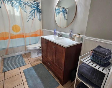 1590 Ne 23rd Terrace - Photo Thumbnail 22