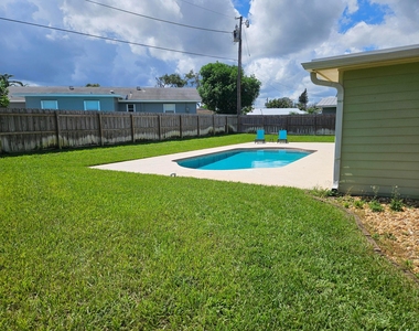 1590 Ne 23rd Terrace - Photo Thumbnail 38