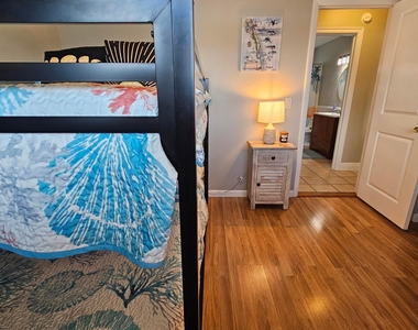 1590 Ne 23rd Terrace - Photo Thumbnail 21