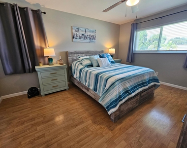 1590 Ne 23rd Terrace - Photo Thumbnail 14