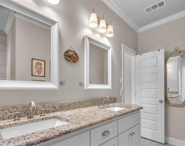 129 Oak Springs Loop - Photo Thumbnail 27