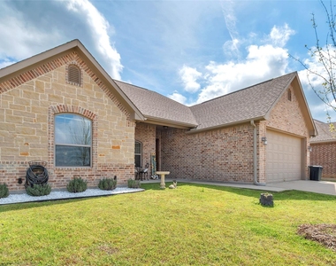 129 Oak Springs Loop - Photo Thumbnail 2