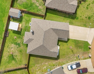 129 Oak Springs Loop - Photo Thumbnail 8