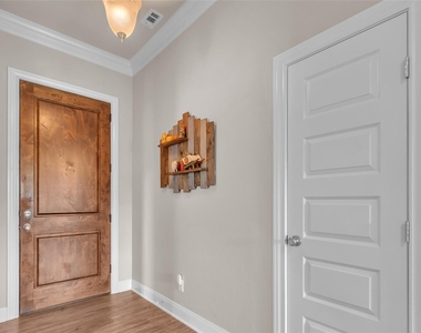 129 Oak Springs Loop - Photo Thumbnail 9
