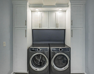 3630 Whitehall Drive - Photo Thumbnail 28