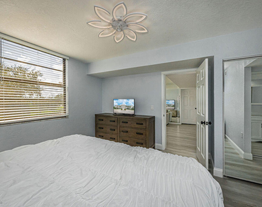 3630 Whitehall Drive - Photo Thumbnail 17