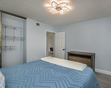 3630 Whitehall Drive - Photo Thumbnail 26