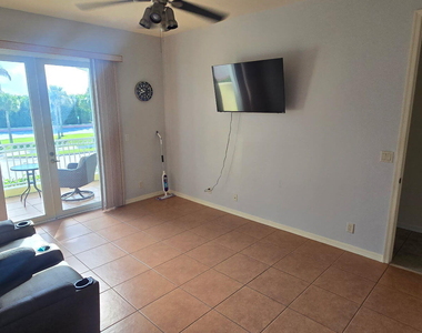 204 Mariner Bay Boulevard - Photo Thumbnail 9