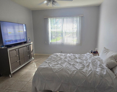 204 Mariner Bay Boulevard - Photo Thumbnail 8
